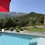 Recente Avec Piscine Proche L'ile Rousse 别墅 *