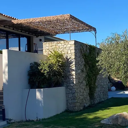 Recente Avec Piscine Proche L'ile Rousse 빌라