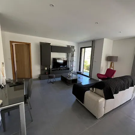 Villa Recente Avec Piscine Proche L'ile Rousse *