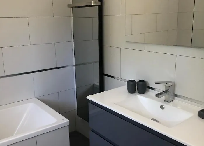 Recente Avec Piscine Proche L'ile Rousse