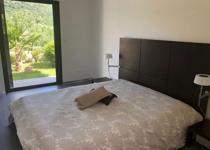 Recente Avec Piscine Proche L'ile Rousse 빌라 Ville-di-Paraso