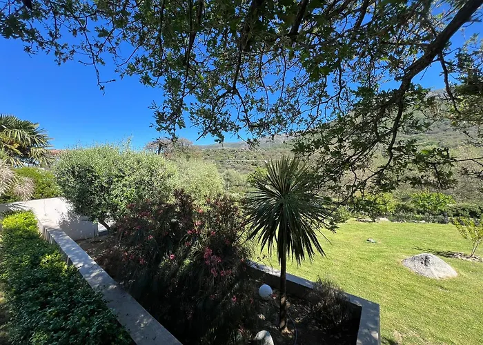 빌라 Recente Avec Piscine Proche L'ile Rousse Ville-di-Paraso